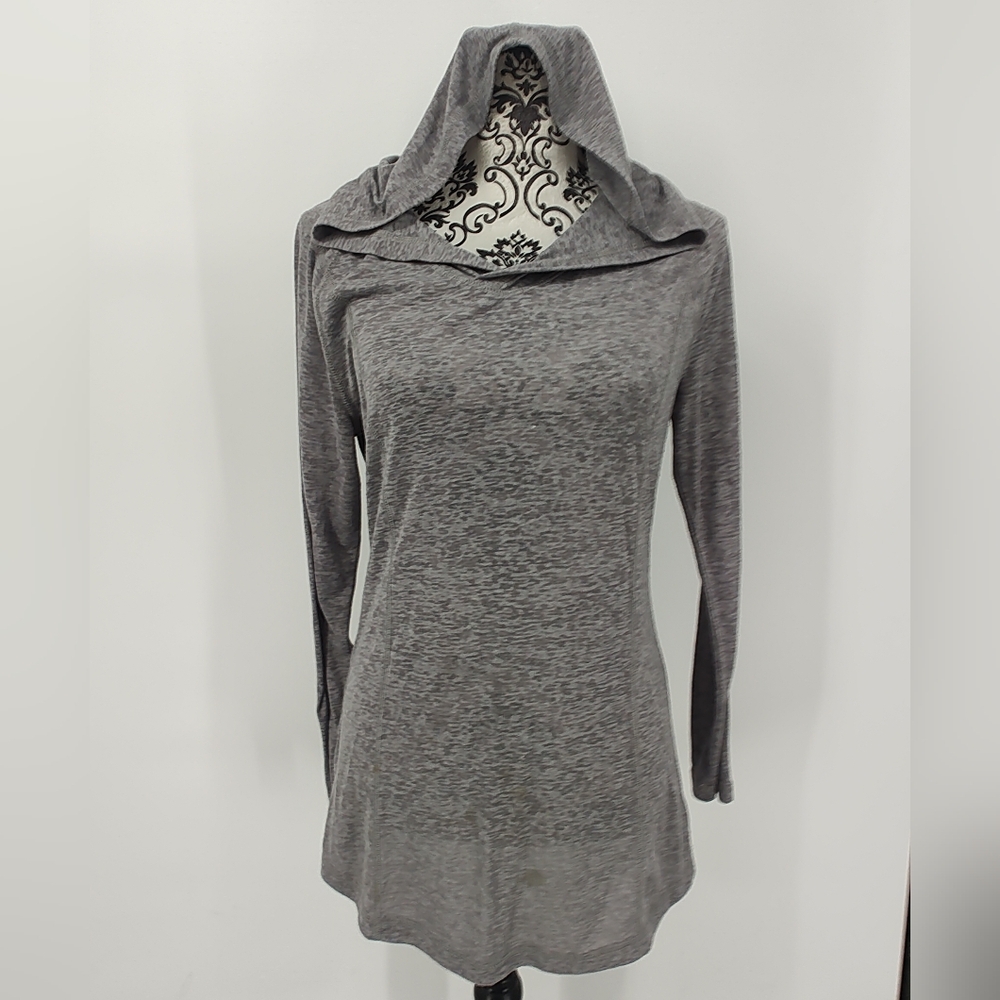 Old Navy Active Gray Hooded Semi-Fitted Long Sleeve Top Size Women's Medium